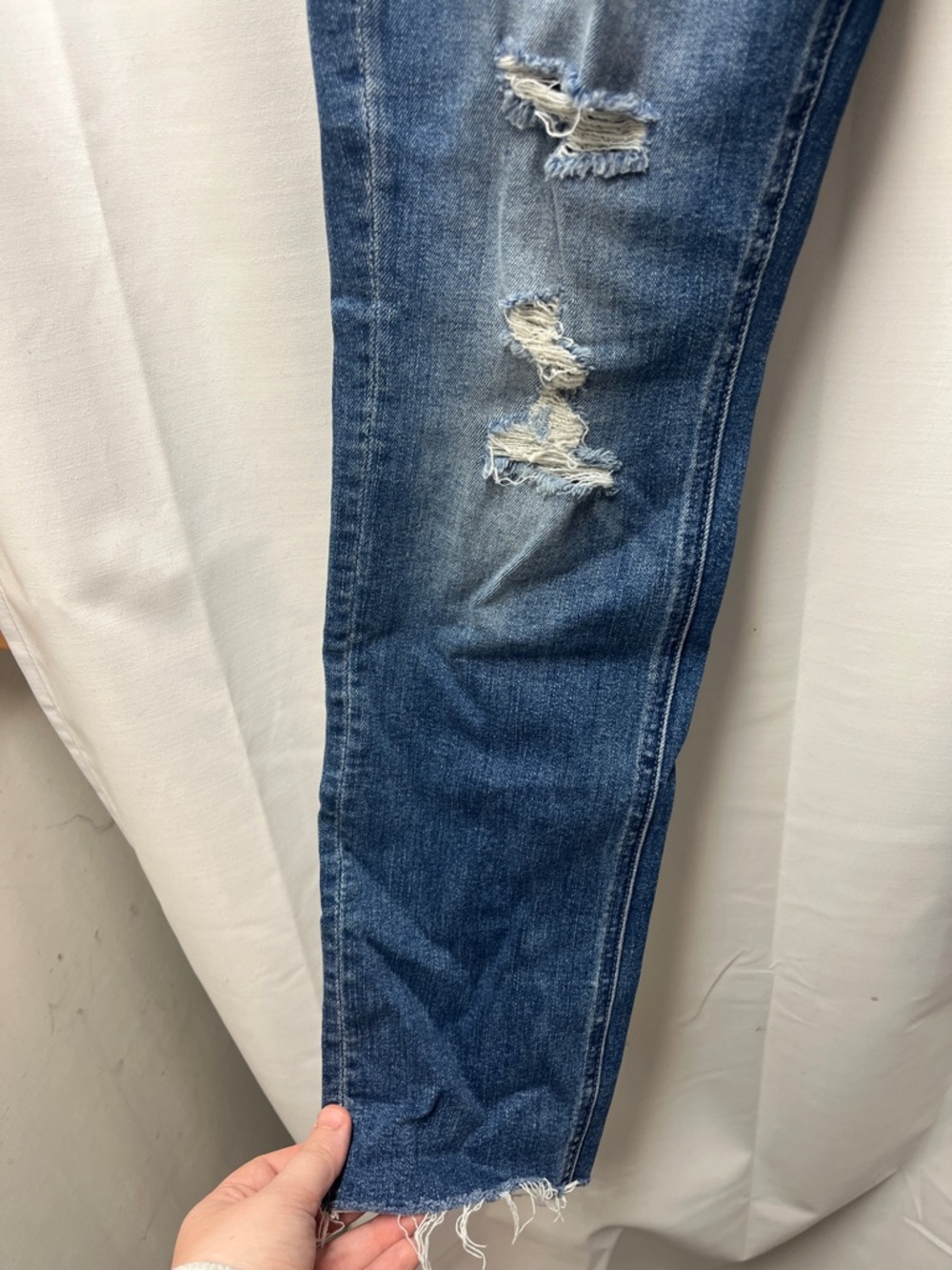 MOTHER The Mid Rise Dazzler Ankle Fray Jean Weekend Warrior- 27 - Picture 7 of 10
